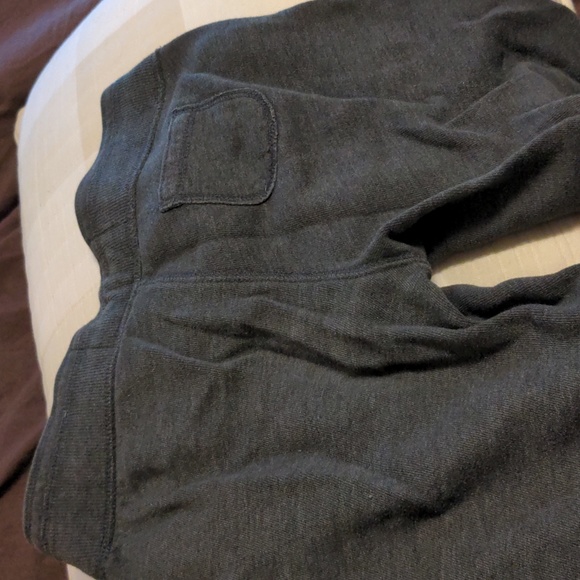 Abercrombie Kids NWOT Girls Size Medium Gray Sweatpants - Picture 2 of 3
